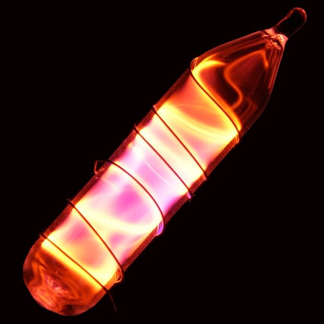 Khí Neon